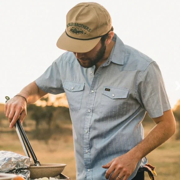 HOWLER H Bar B Snapshirt L Blue chambray subtle pattern - Picture 2 of 3